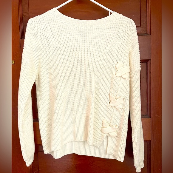 The Limited Sweaters - White/cream sweater accent front small